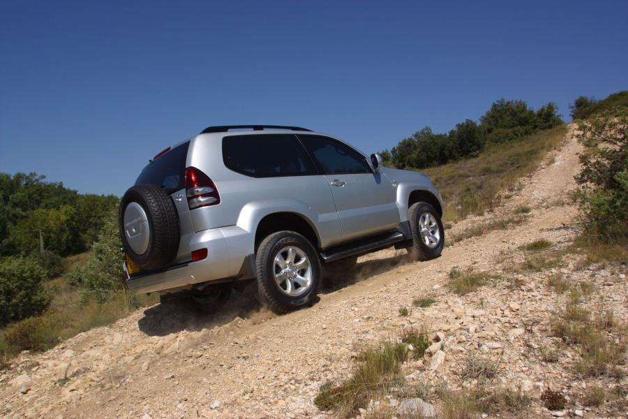  Toyota Land Cruiser 2003 года  (фото 84 из 192)